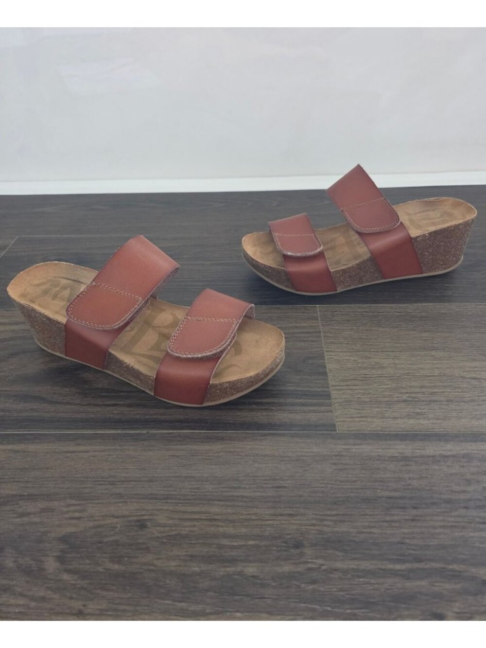 💙 Mad Love Target Wedge Adjustable Hook and Loop Size 7 Sandals Double Strap